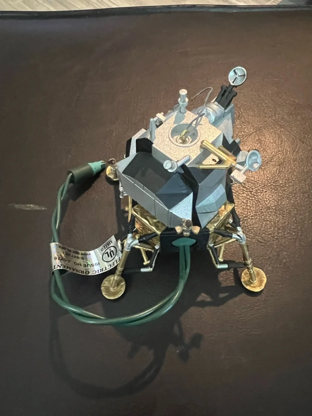 Hallmark Apollo Lunar Module Ornament 1998 Magic Sound Journeys‎ Space